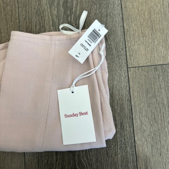 NWT Aritzia Sunday Best Tatiana Skirt - Picture 3 of 3